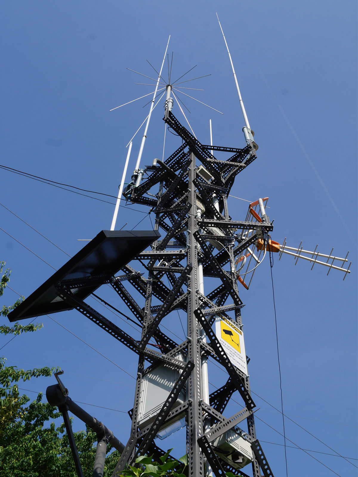 IU1FIG ANTENNA TOWER